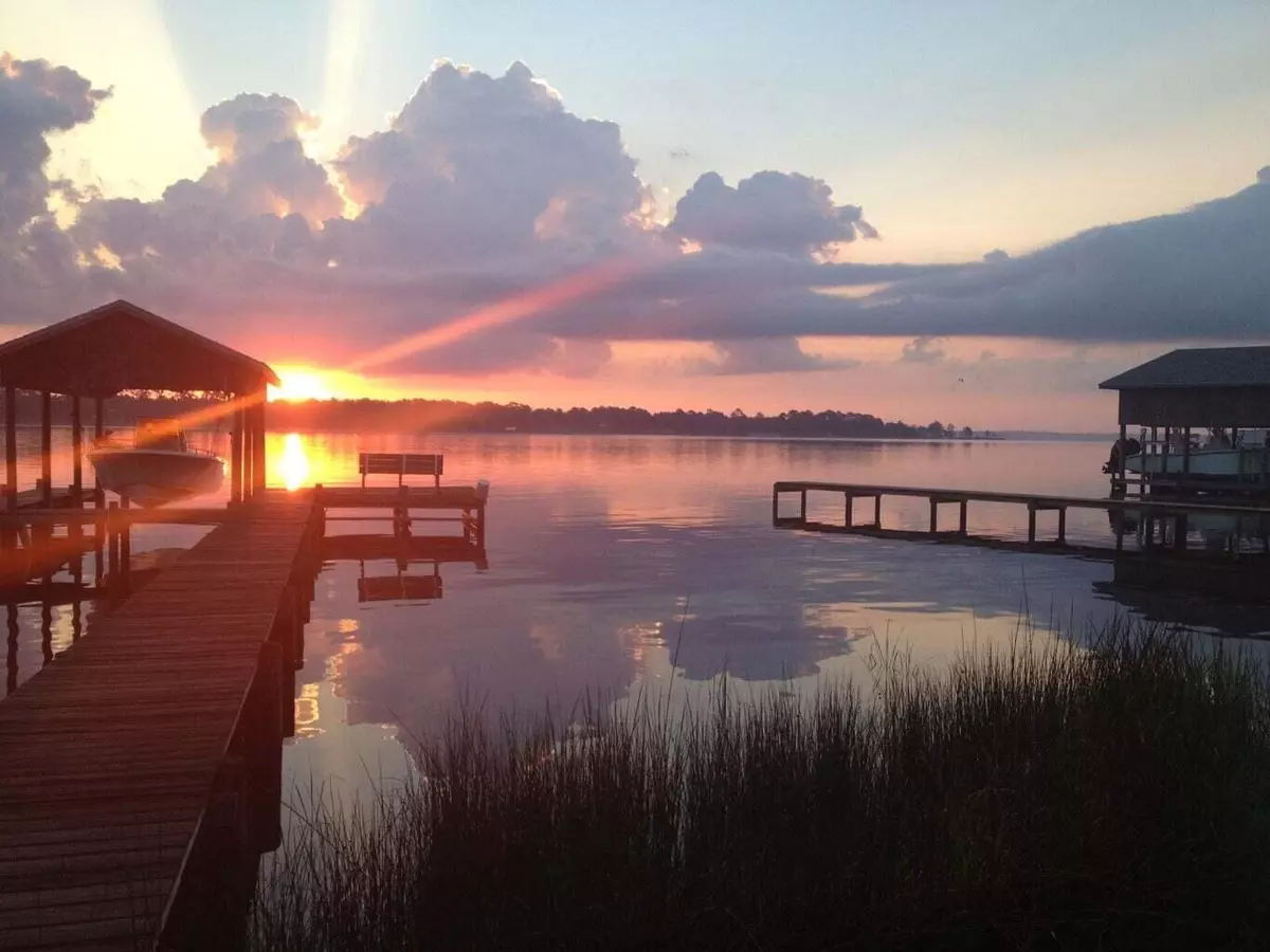 Navarre, FL 32566,6255 Calle De Hidalgo