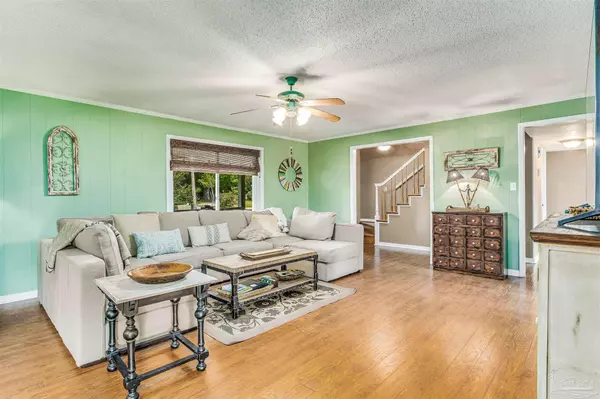 Gulf Breeze, FL 32563,2803 Venetian Way