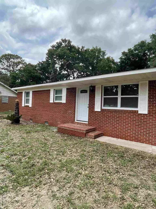 Pensacola, FL 32504,1620 E Burgess Rd