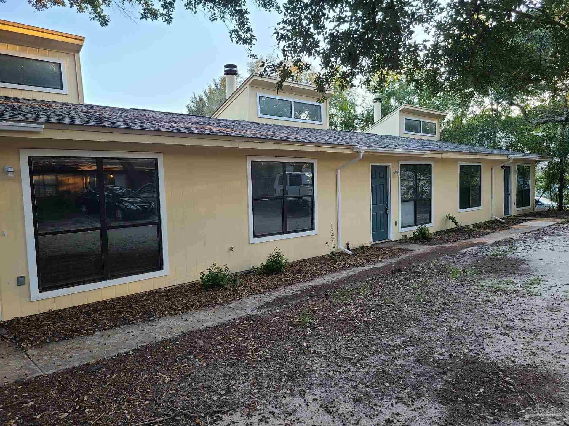 2707 Donley St, Pensacola, FL 32526