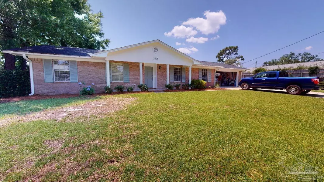 3505 Wimbledon Dr, Pensacola, FL 32504