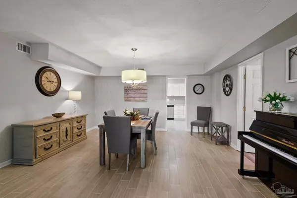 Gulf Breeze, FL 32563,3066 Rosa Del Villa Dr