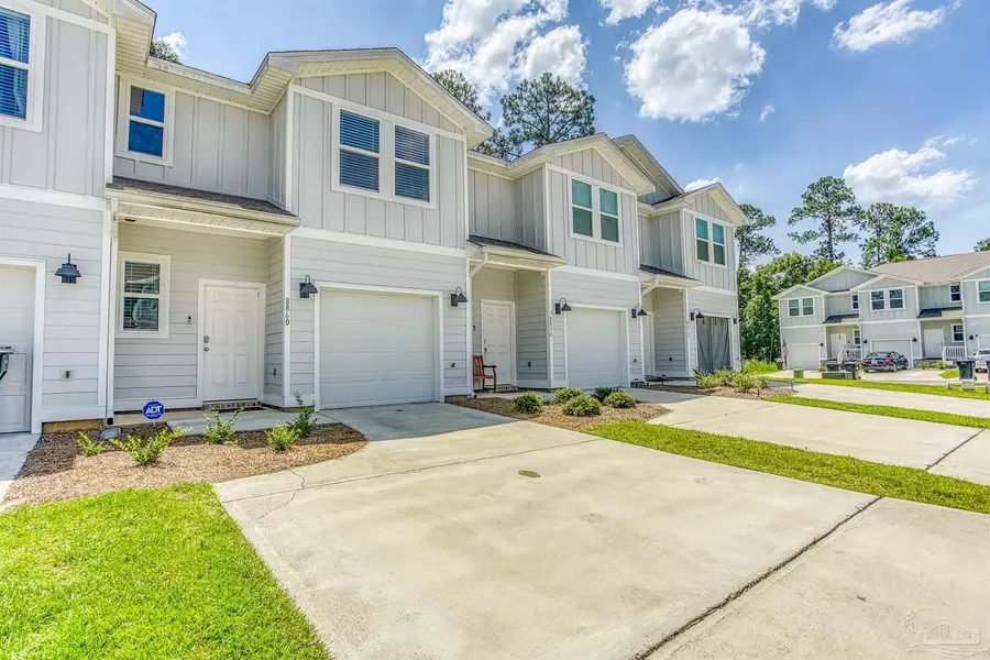 8860 Brigade Trl, Pensacola, FL 32534