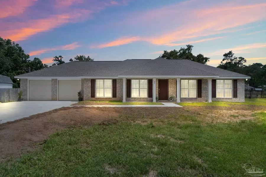 99 Southern St, Pensacola, FL 32503