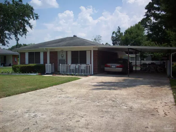 318 E School St, Atmore, AL 36502