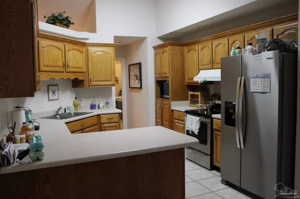 Pace, FL 32571,5122 Dickens Ct