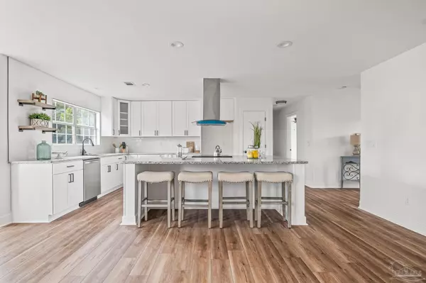 4189 Rocky Branch Rd Cantonment, FL 32533