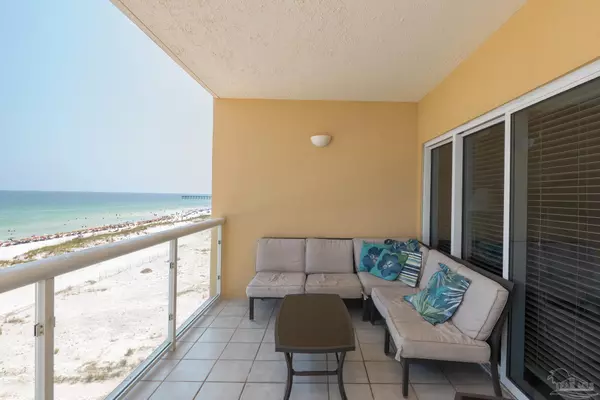 Pensacola Beach, FL 32561,22 Via Deluna Dr