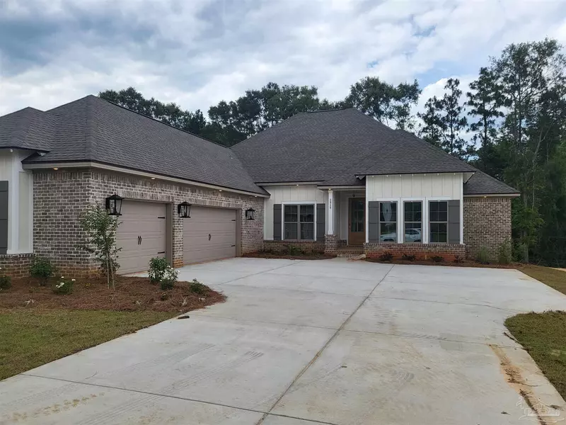 2942 Trestle Way, Cantonment, FL 32533