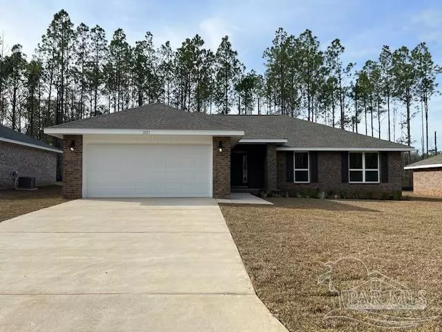 1823 Sunset Maple Rd, Cantonment, FL 32533