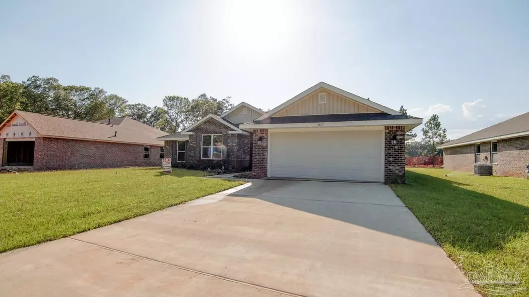 1846 Praline Ln, Cantonment, FL 32533