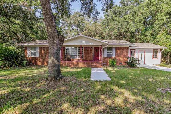 5534 Sun Valley Dr, Pensacola, FL 32505