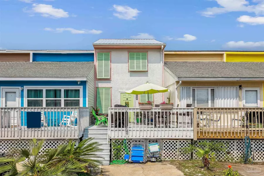 1405 Tina Dr, Navarre Beach, FL 32566