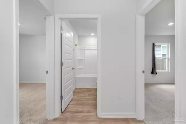 Milton, FL 32583,5631 Guinevere Ln