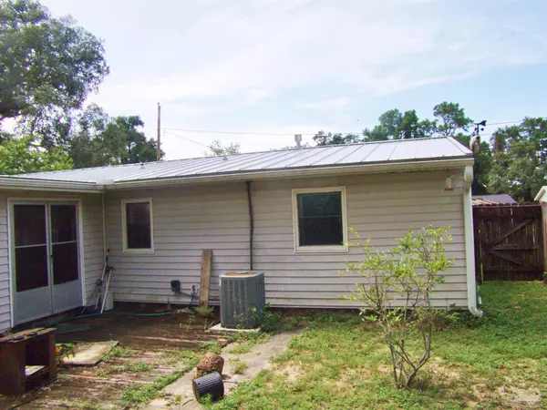 Pensacola, FL 32514,4332 Coldsprings Dr