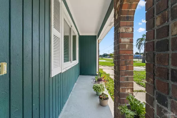 Pensacola, FL 32507,12084 Gulf Beach Hwy