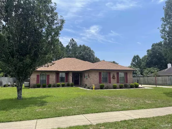 7420 Miranda Sue Blvd, Pensacola, FL 32526