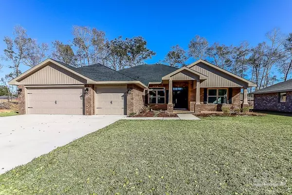 5698 Old Stone Blvd, Milton, FL 32570