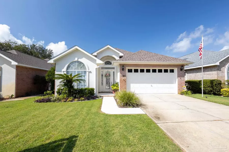 1165 Autumn Breeze Cir, Gulf Breeze, FL 32563