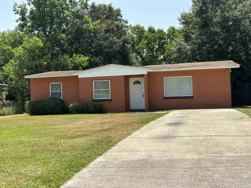 5 Norwood Dr, Pensacola, FL 32506