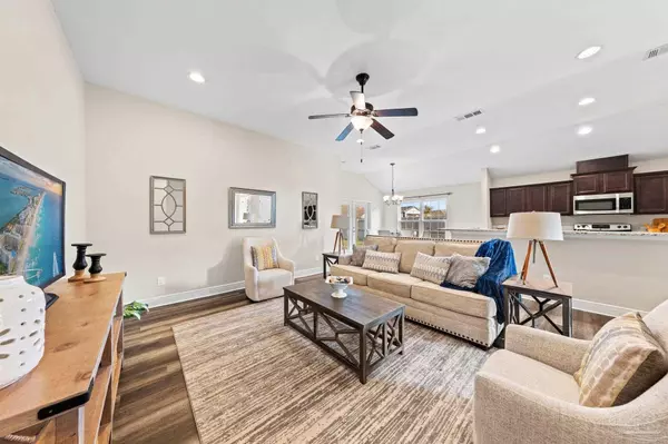 Pensacola, FL 32526,7389 Farmers Rd