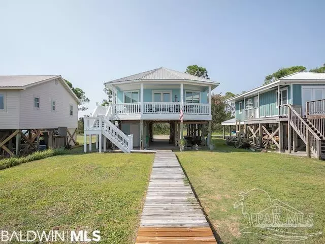 8215 Gulf Beach Ln, Gulf Shores, AL 36542