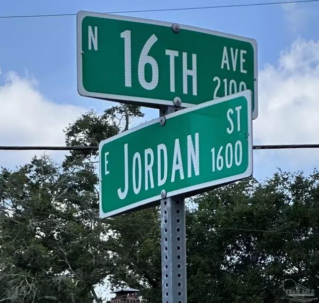 1601 E Jordan St, Pensacola, FL 32503