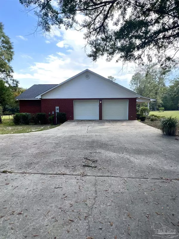 Molino, FL 32577,100 Fillingim Ln