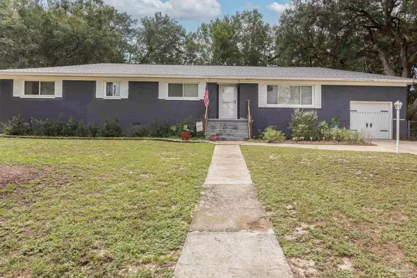 6899 Penton St, Pensacola, FL 32506