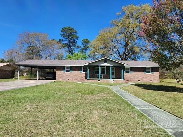 403 E Pine St, Atmore, AL 36502