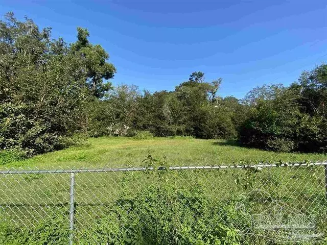 600 Prichard Ave, Pensacola, FL 32514