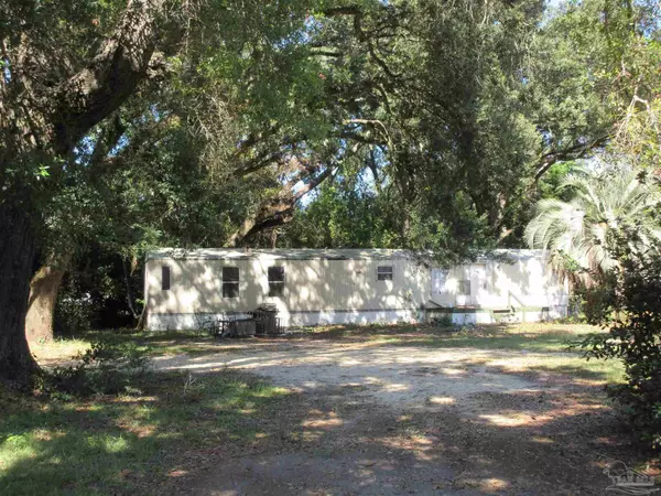 1574 Tommy St, Pensacola, FL 32534