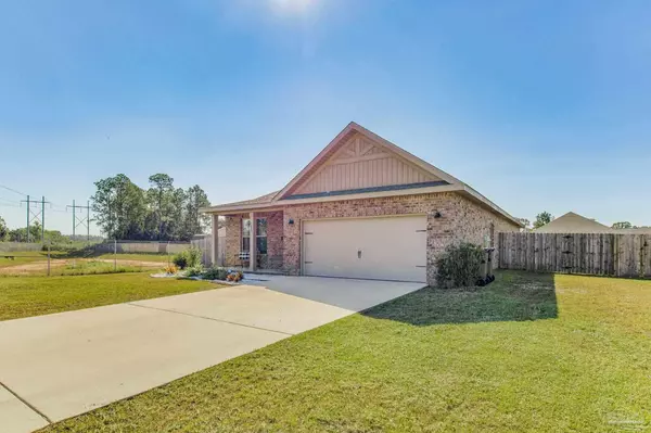 Pensacola, FL 32526,8448 Twenty One Oaks Ln