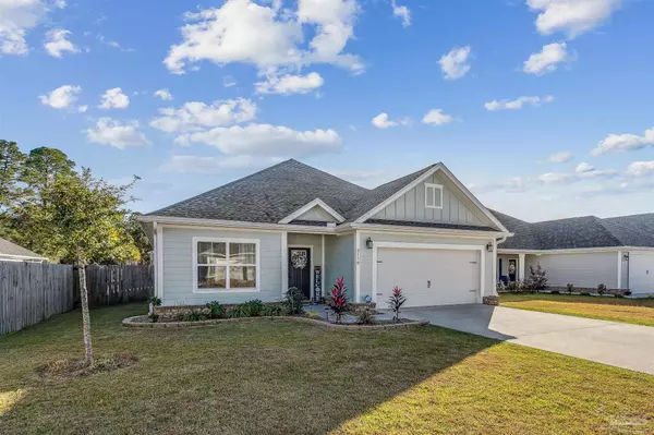 3178 Heritage Oaks Cir, Navarre, FL 32566