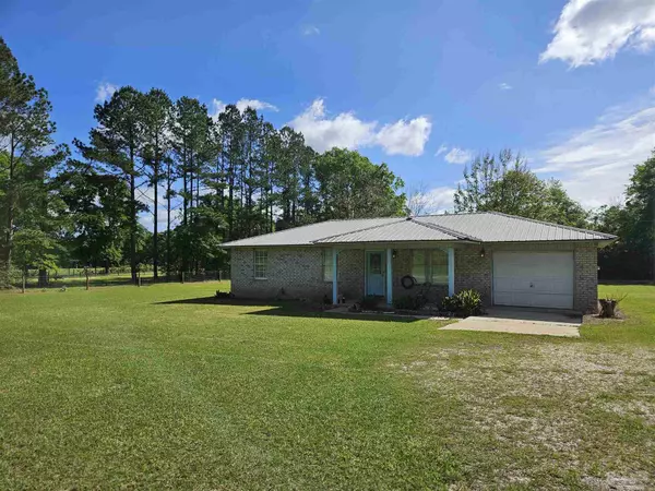 Mcdavid, FL 32568,2990 Pine Barren Rd