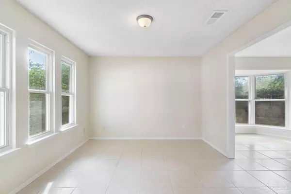 Gulf Breeze, FL 32563,1347 Sanibel Ln