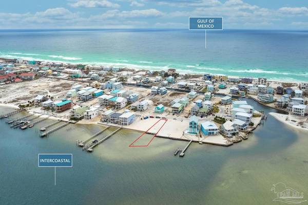 7362 Grand Navarre Blvd, Navarre Beach, FL 32566