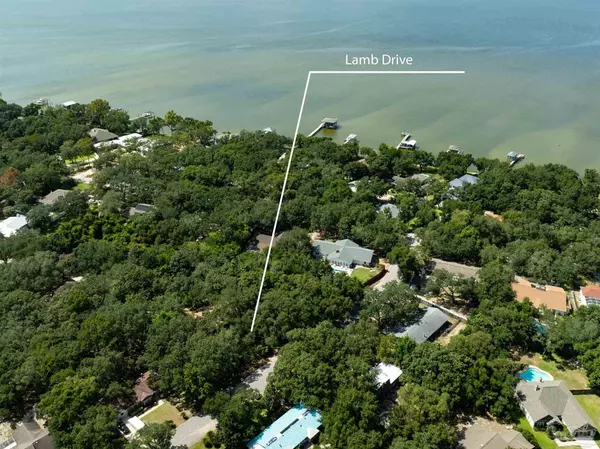 Gulf Breeze, FL 32563,000 Lamb Dr