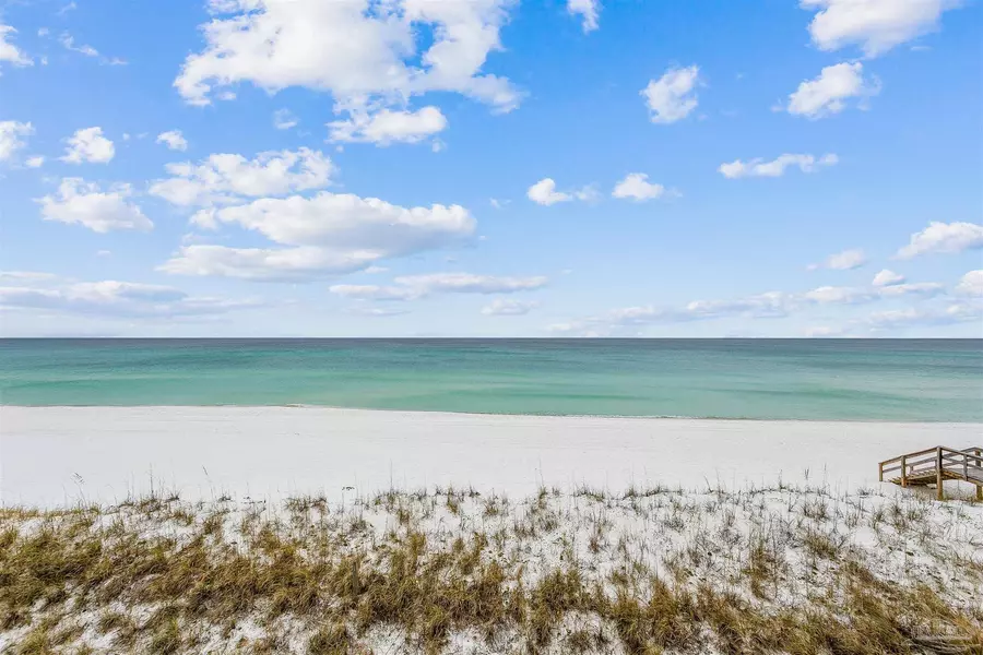 1625 Bulevar Mayor, Pensacola Beach, FL 32561