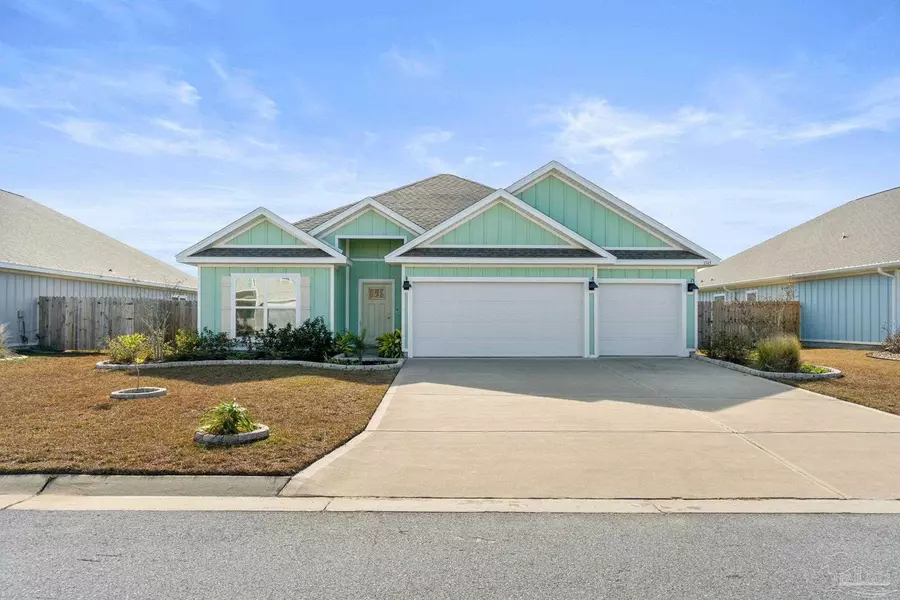 3545 Sailfish Dr, Gulf Breeze, FL 32563