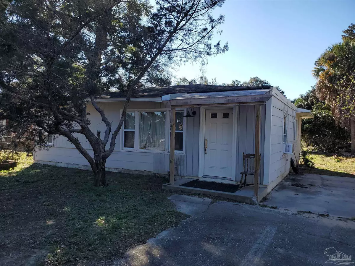 Pensacola, FL 32501,1545 N J St