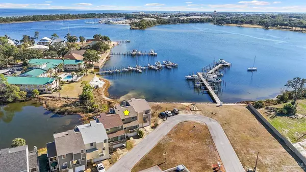 Pensacola, FL 32507,612 S 1st St