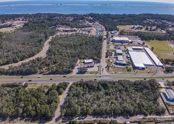 Gulf Breeze, FL 32563,4900 Blk Gulf Breeze Pkwy