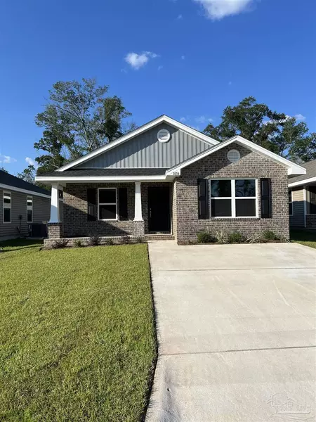 8054 Westpointe Ln, Pensacola, FL 32506