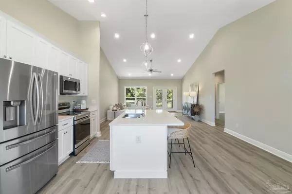 Milton, FL 32583,2121 Anna Ct