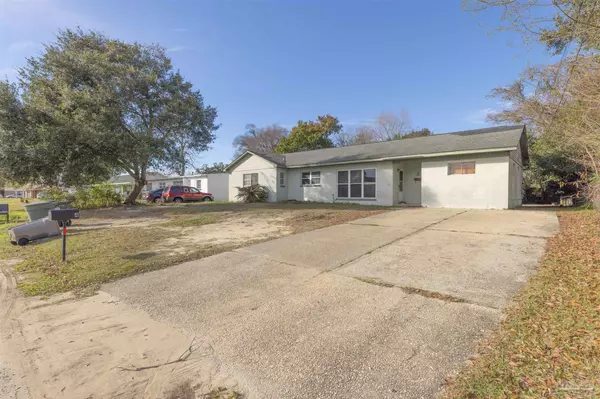 Pensacola, FL 32506,4 Dorsay Ln