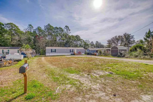 Navarre, FL 32566,9060 Larker Woods Dr