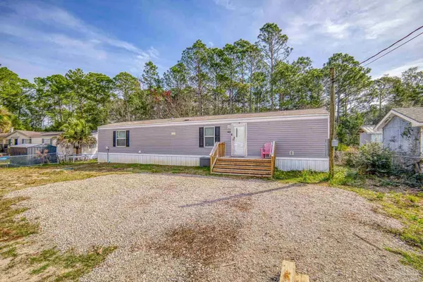 Navarre, FL 32566,9060 Larker Woods Dr