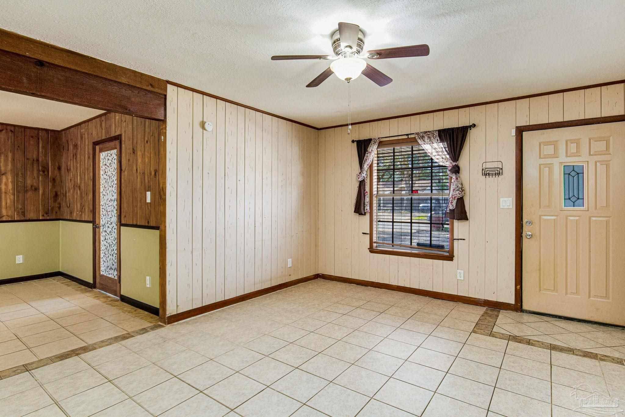 Pensacola, FL 32526,5684 Vestavia Ln