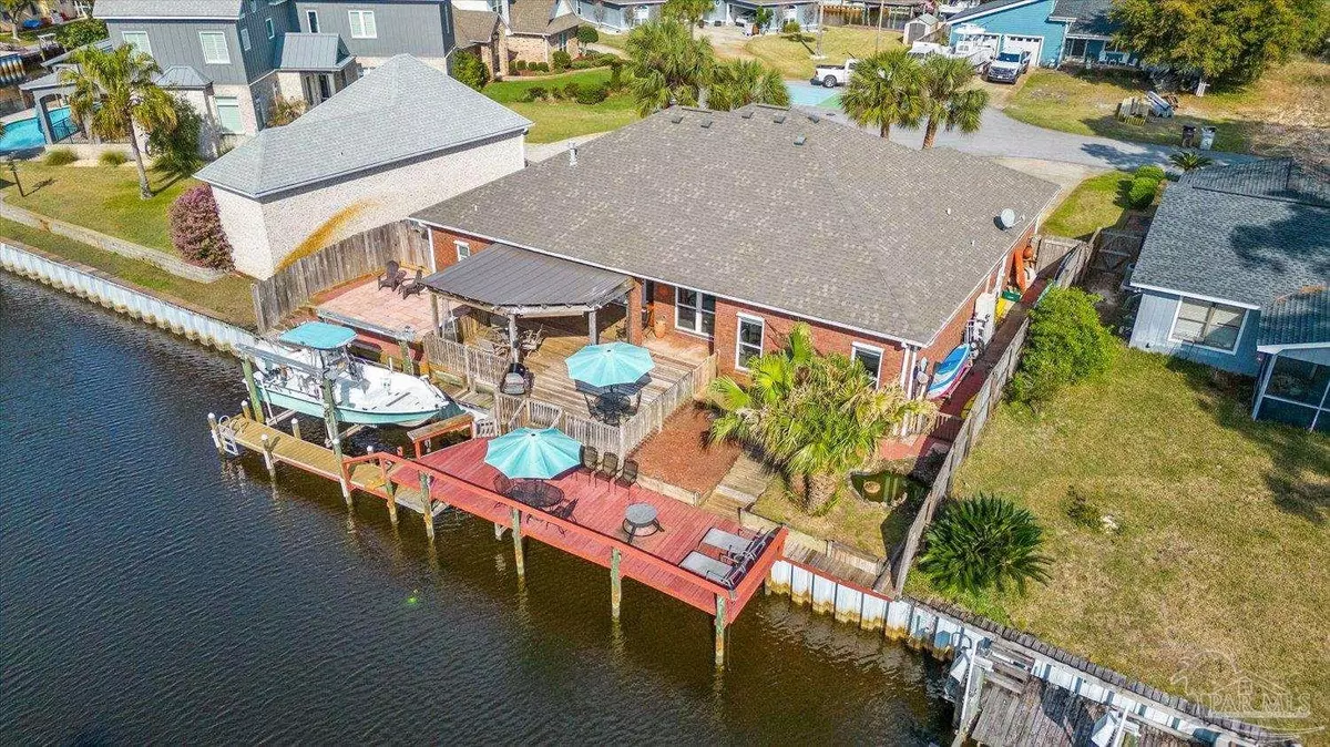 Gulf Breeze, FL 32563,1635 Llani Ln